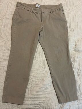 Old Navy Women’s Beige Chino Pants 95% Cotton Size 14